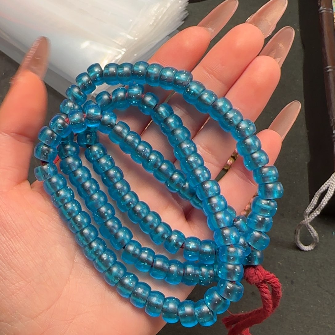 泥塑若*~…………………………………………