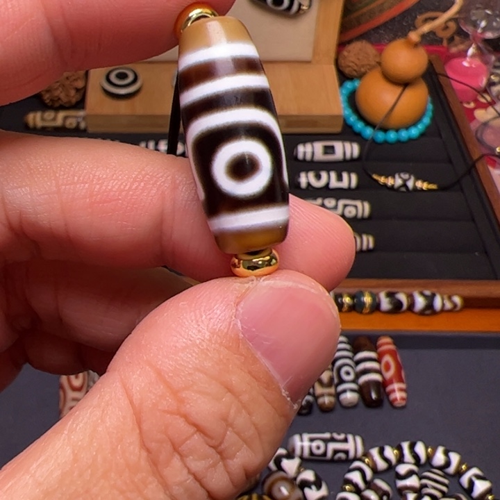 未镶嵌颈饰玛瑙/玉髓