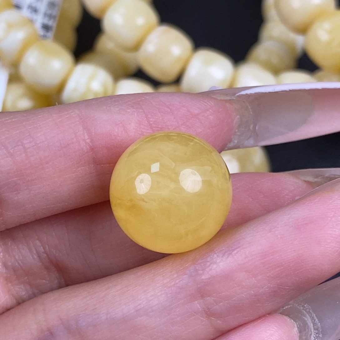 琥珀未镶嵌珠宝奇石251