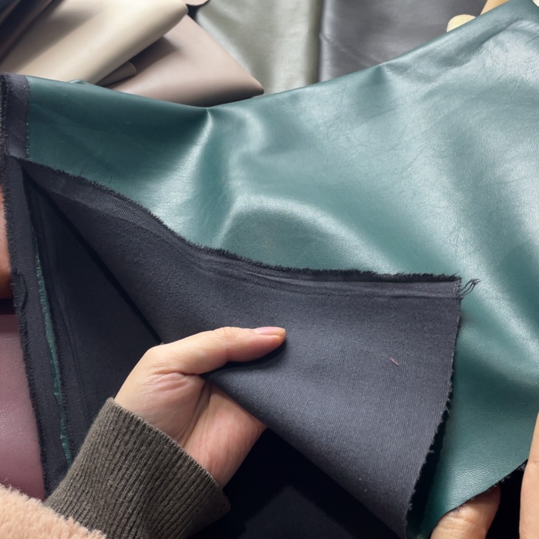混纺墨绿色棉底1米。皮