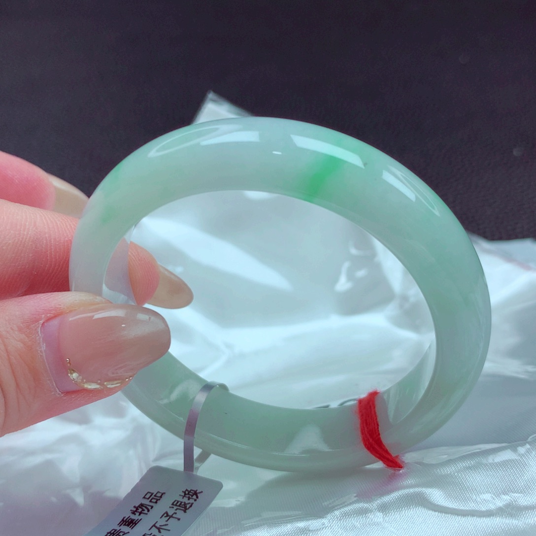 翡翠未镶嵌手镯手镯888