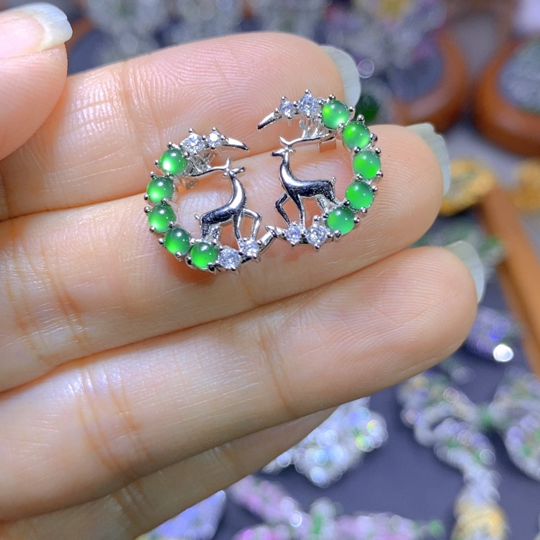 翡翠颈饰银S925镶嵌天然翡翠