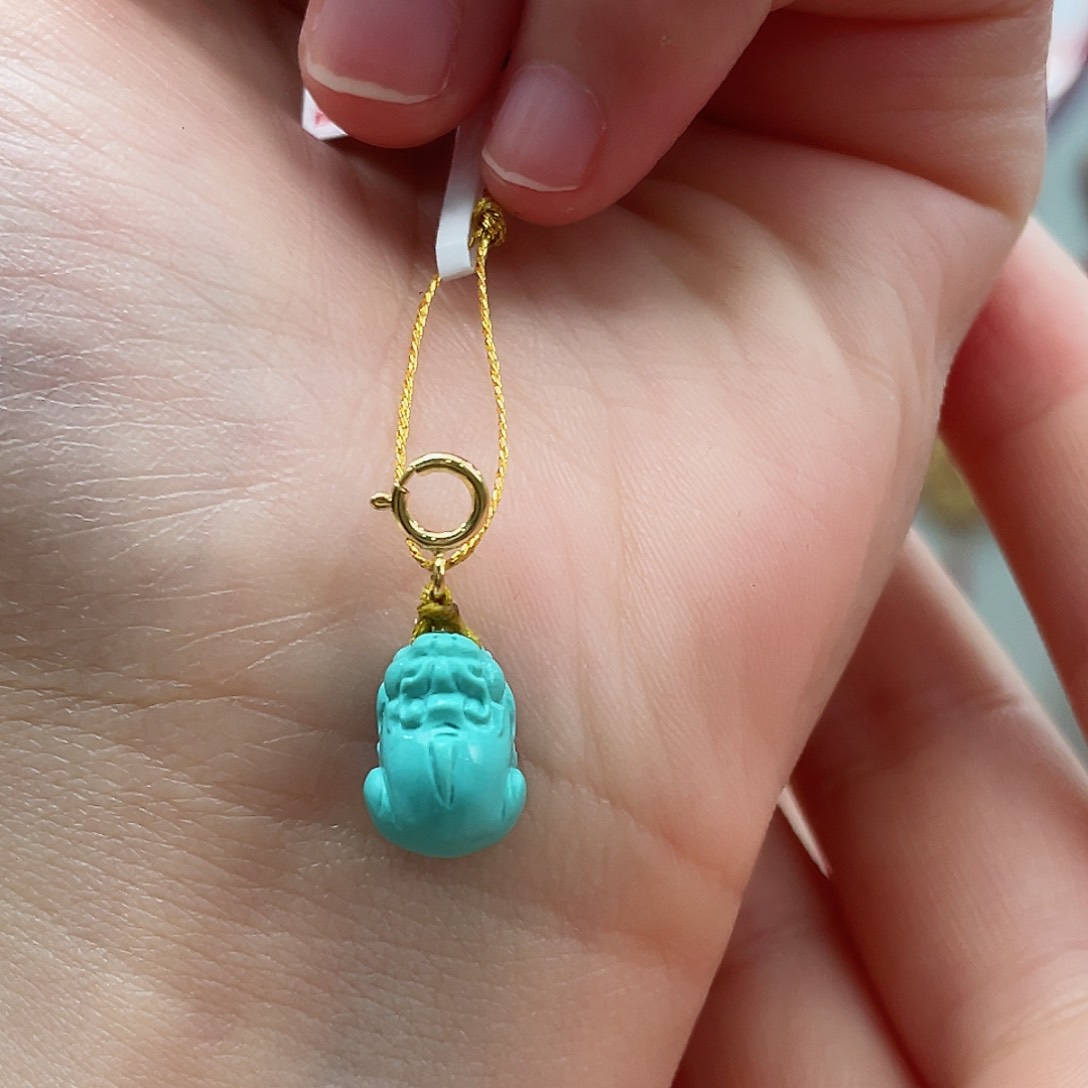 绿松石颈饰未镶嵌