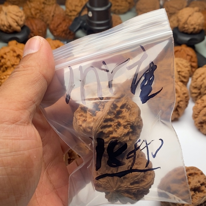 M***.文玩核桃吊坠111111111111