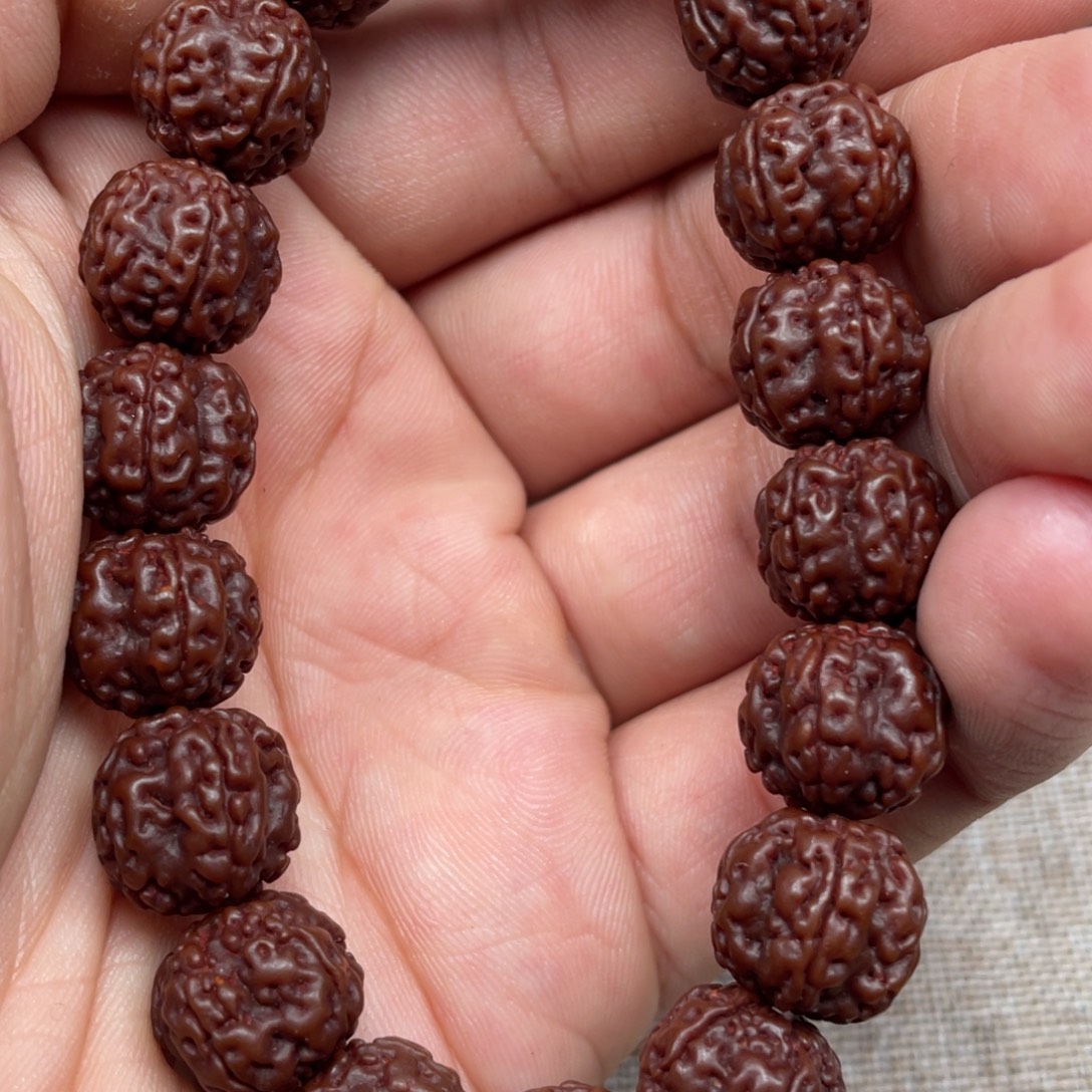 张***悬手串猴头核桃定制