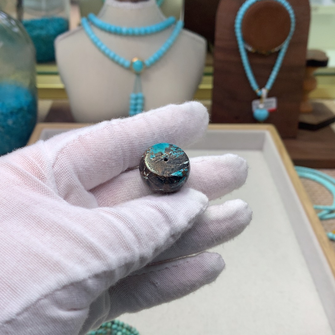 绿松石配饰未镶嵌