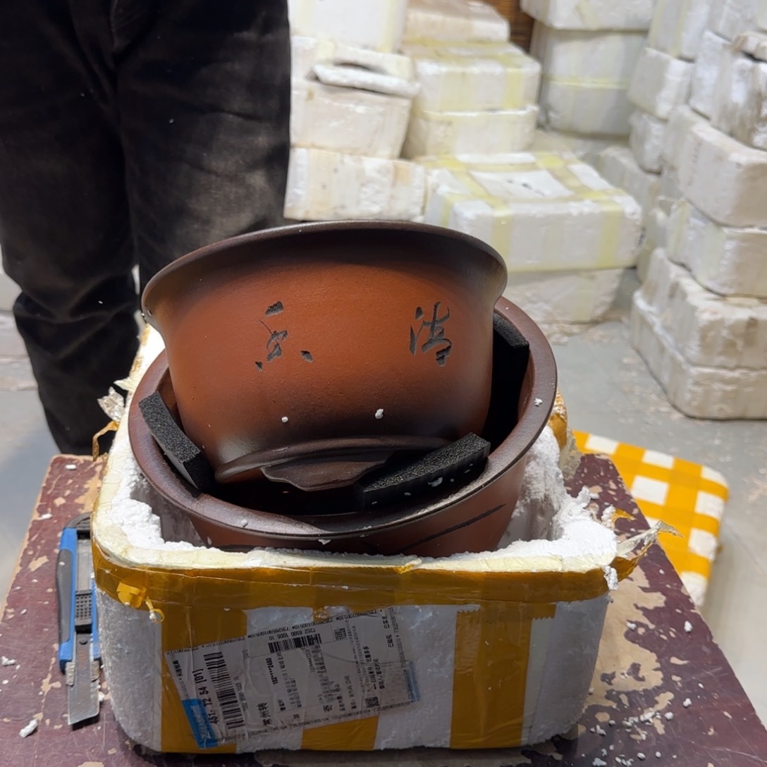 紫砂花盆瑕疵和瑕疵