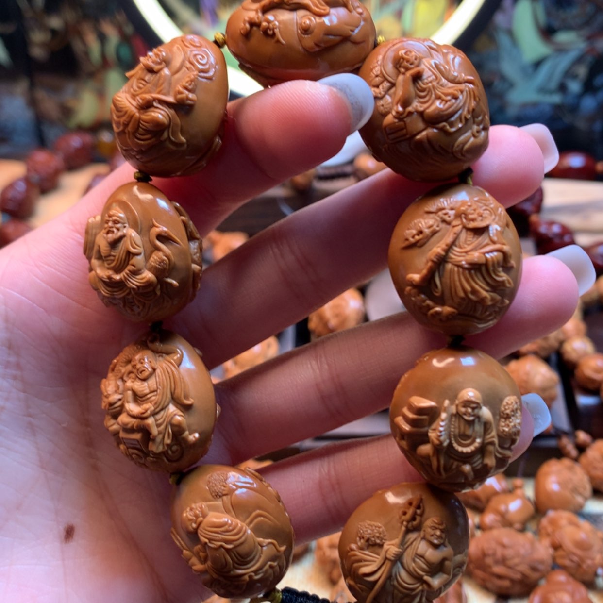 【闪购商品】橄榄核手串双面浮雕十八罗汉
