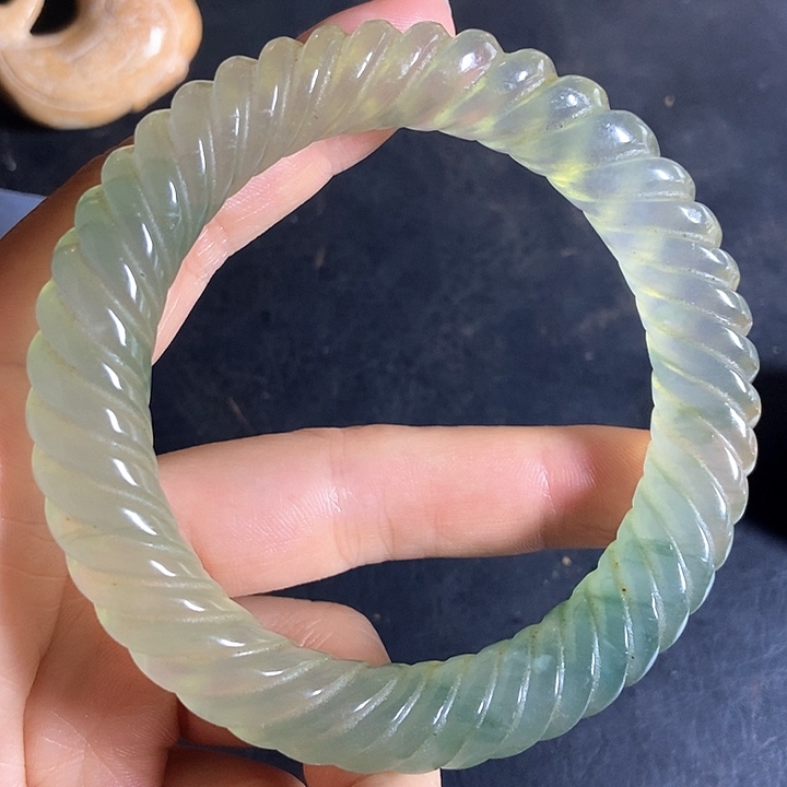 紫金钵盂菩提吊坠阿**佛