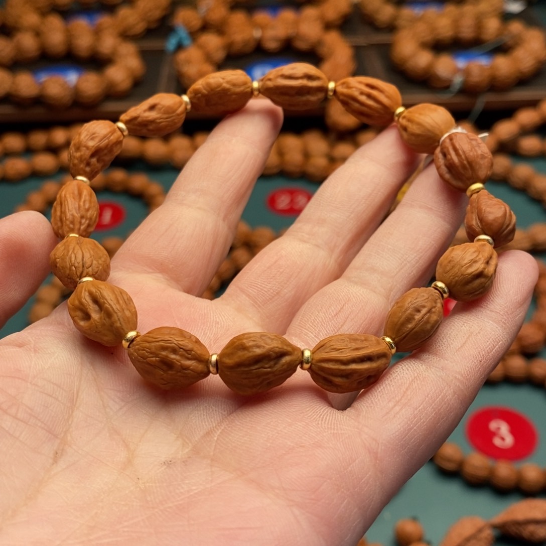 文玩核桃手串0.9尺寸水滴