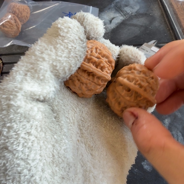 吊坠文玩核桃野生