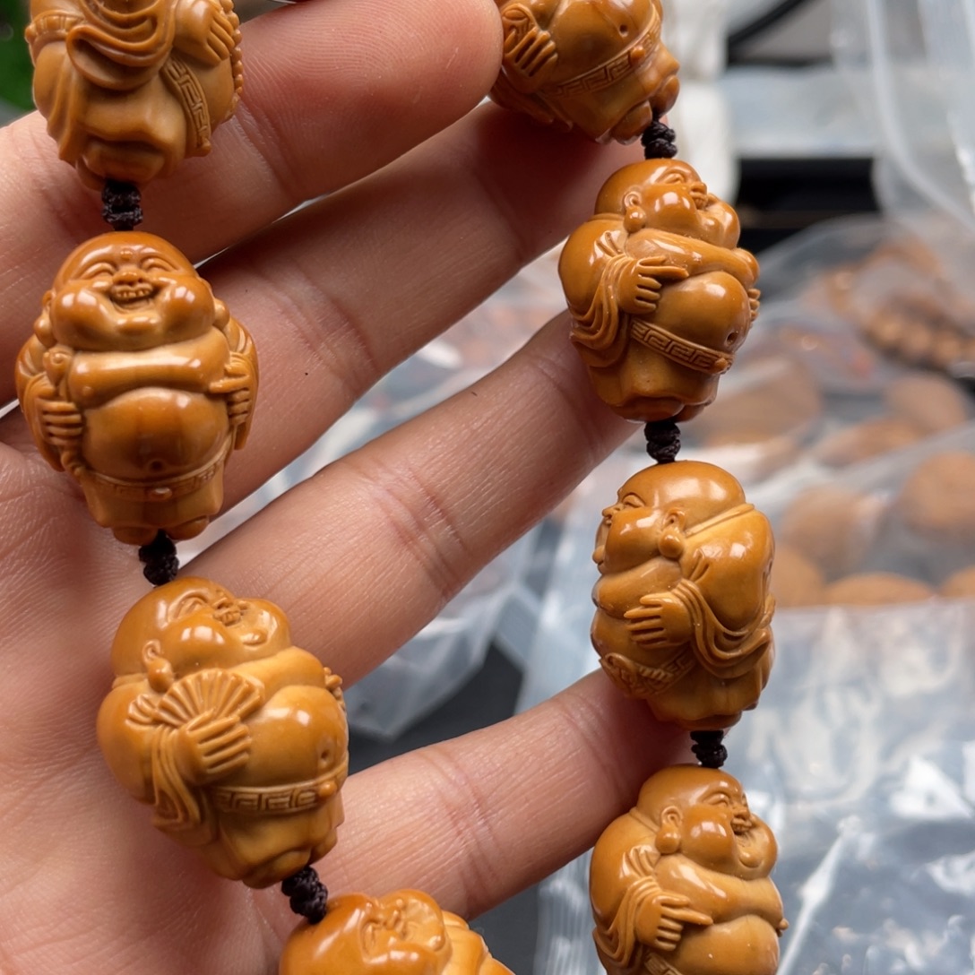 吊坠橄榄核猴头蛇尾