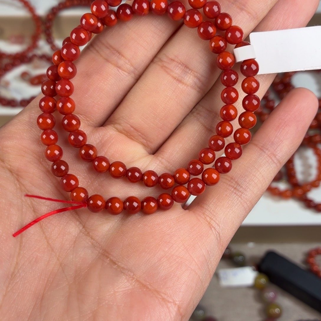 南红玛瑙未镶嵌手链