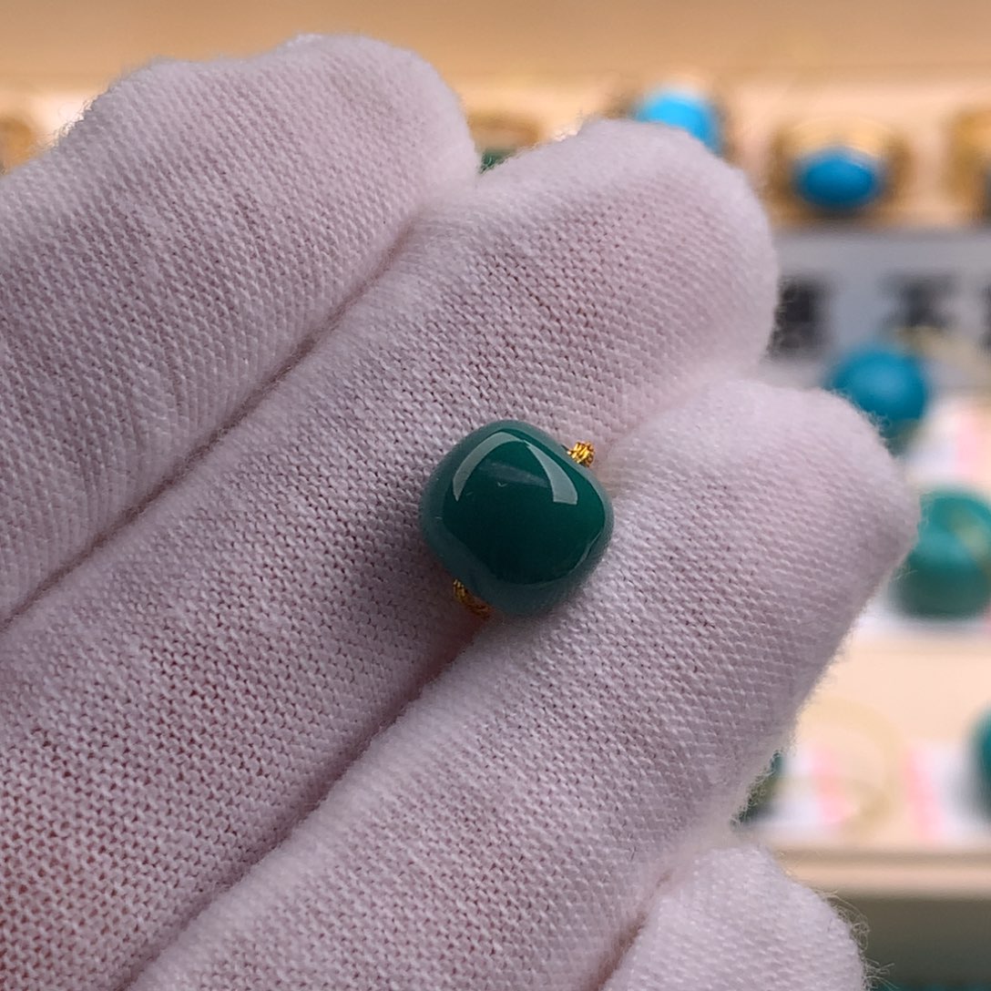 绿松石珠宝奇石未镶嵌8.7×7.9