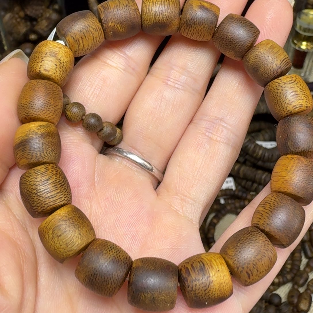 沉香手串陆河卡1.0-8克多样性发货一条