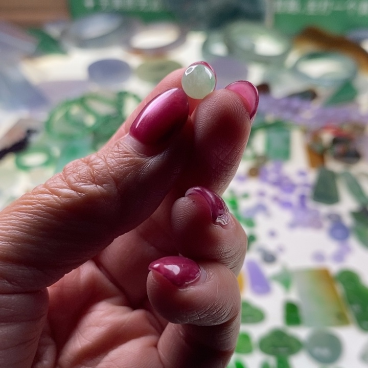 翡翠未镶嵌挂件天然翡翠