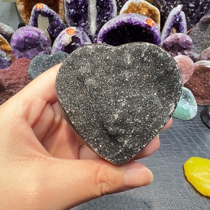 珠宝半成品未镶嵌紫晶