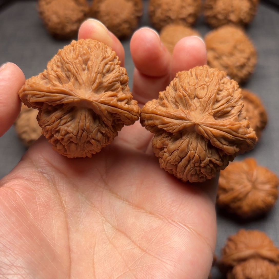 文玩核桃把件球疆45