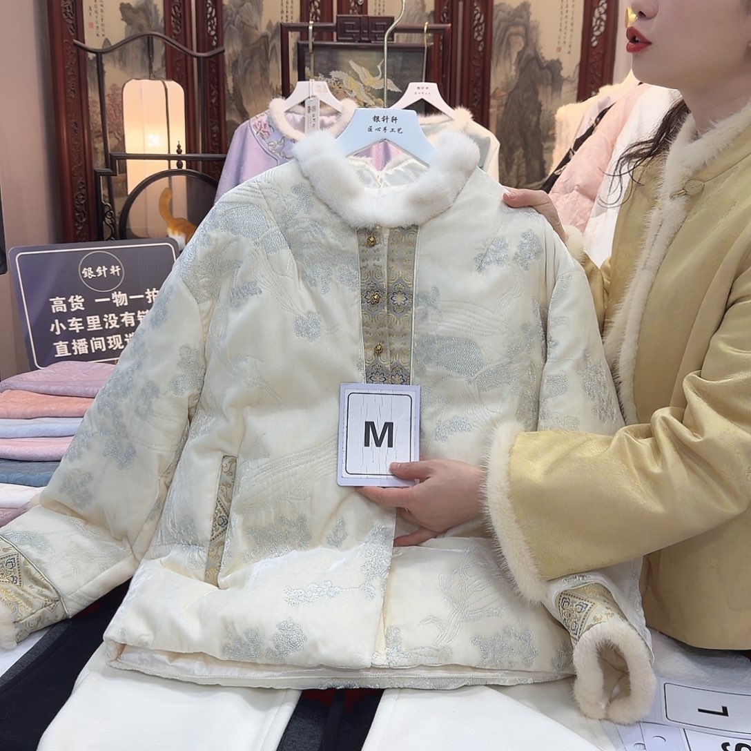 依***依非遗文化遗产的传承人