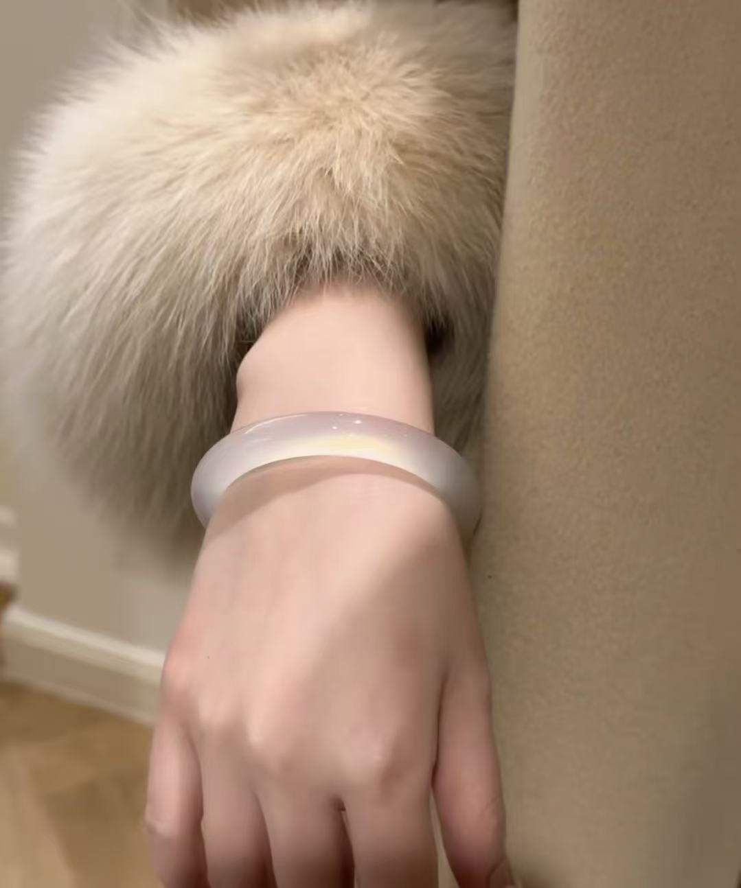 天然带证书玛瑙玉髓手镯直播链接