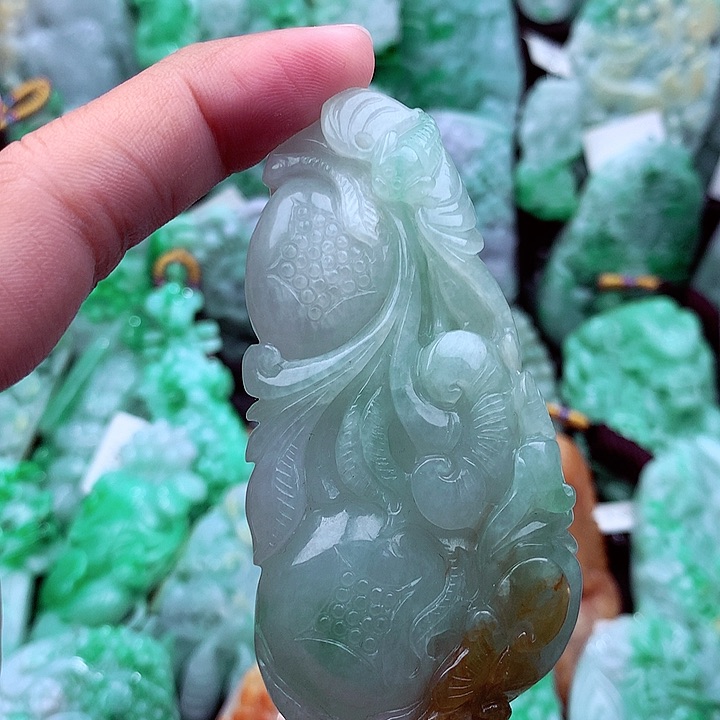 翡翠吊坠(不含链)未镶嵌
