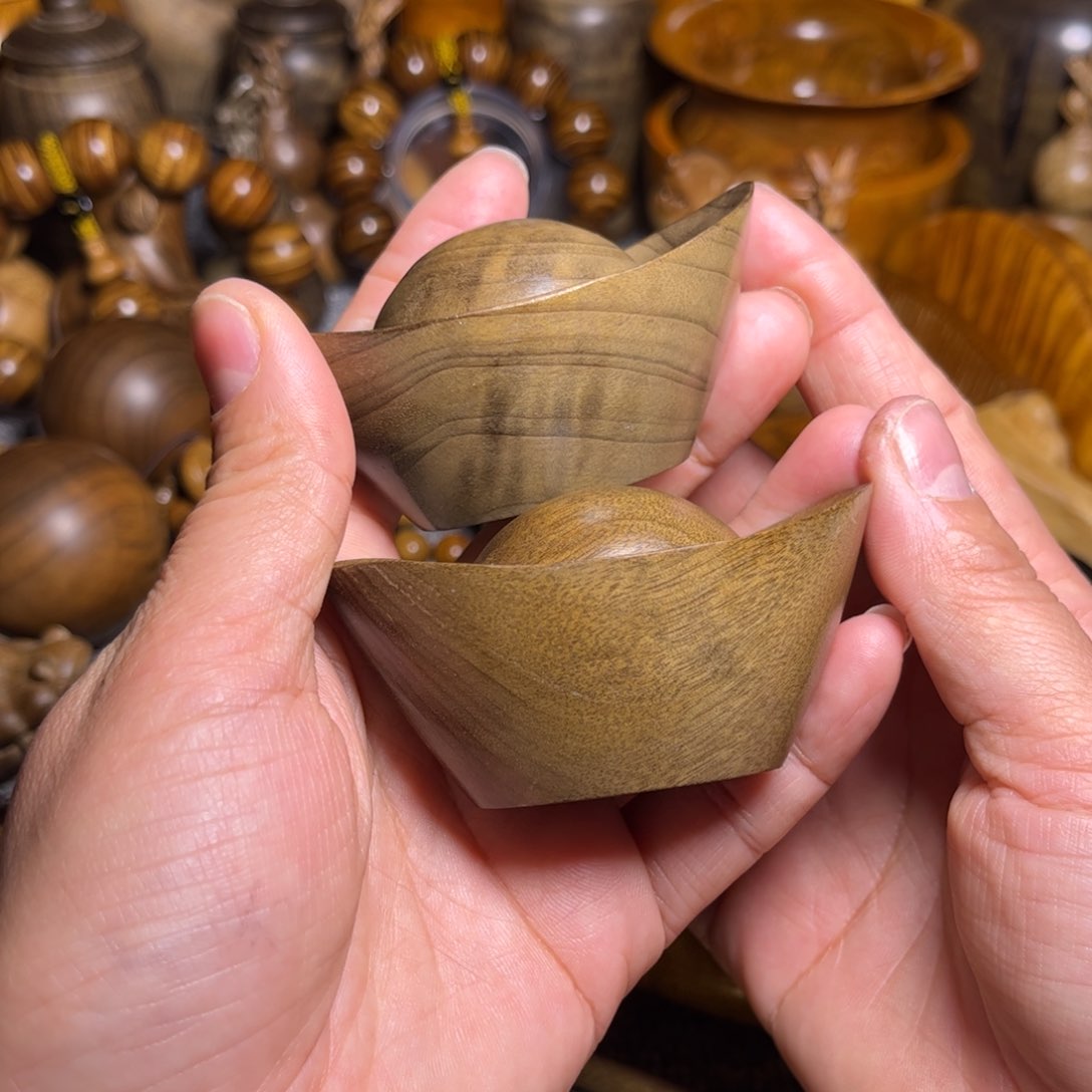 金丝楠阴沉木一对元宝福利