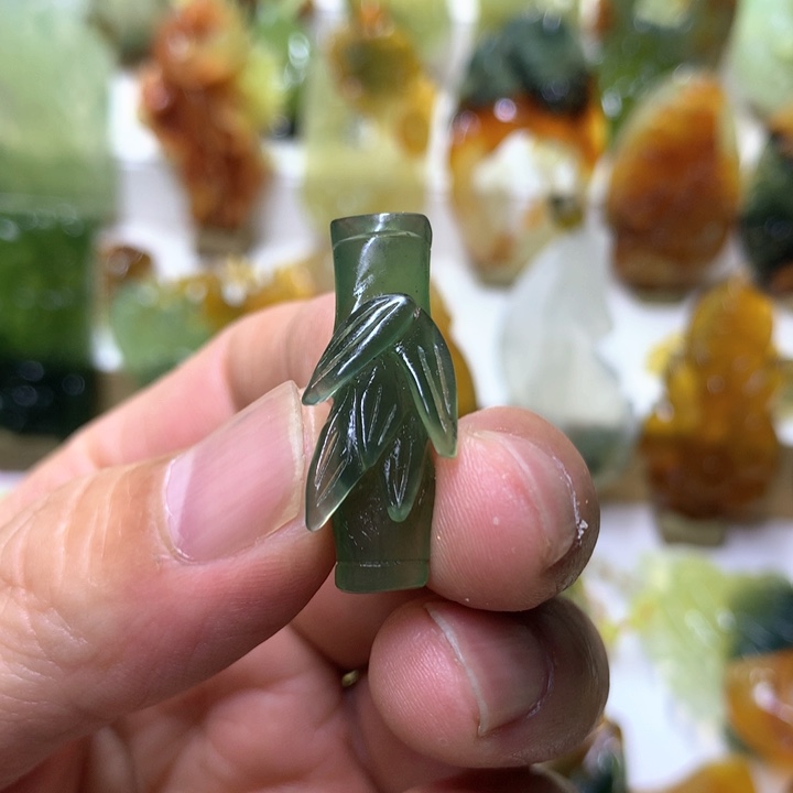 蛇纹石玉珠宝半成品未镶嵌