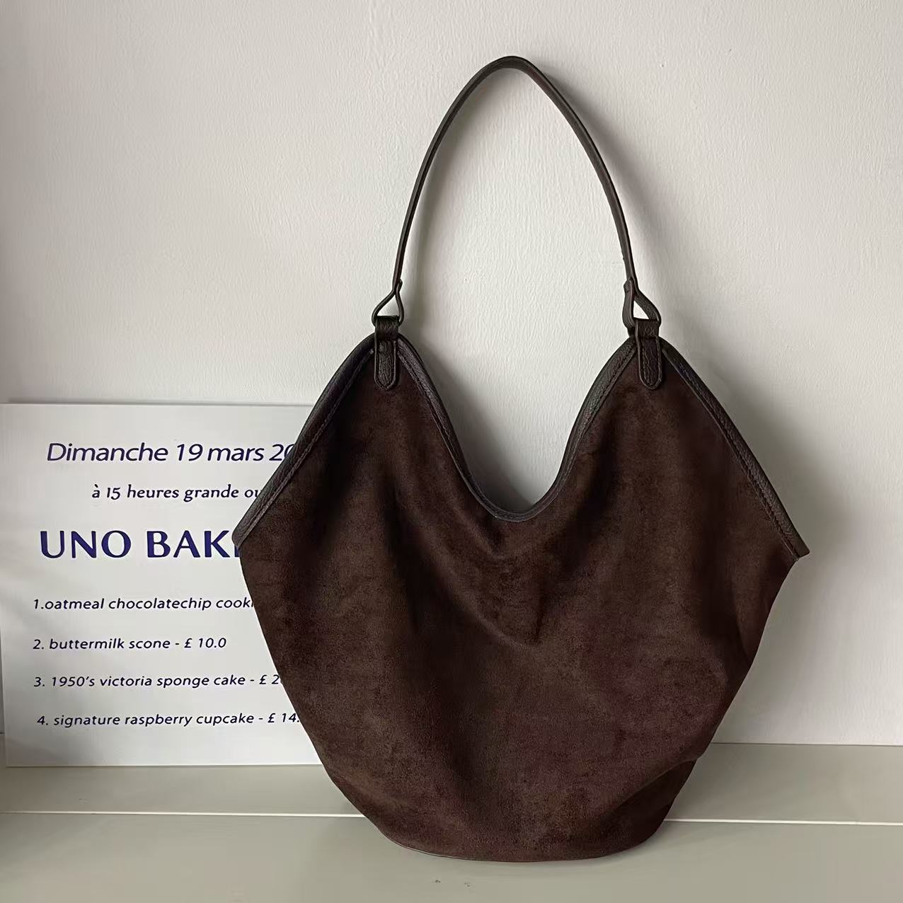 竹笋喵喵 复古简约大容量绒面托特包女2025秋冬慵懒风通勤单肩包