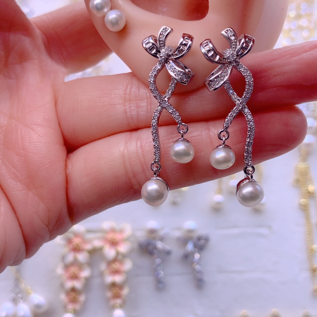 淡水珍珠耳饰合金