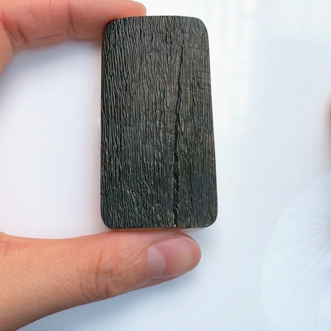 柏香籽/百香籽吊坠猛犸