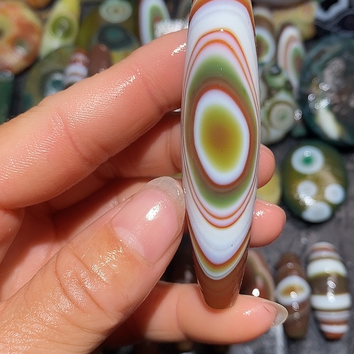 玛瑙/玉髓合金颈饰