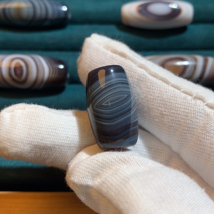 未镶嵌玛瑙/玉髓珠宝奇石