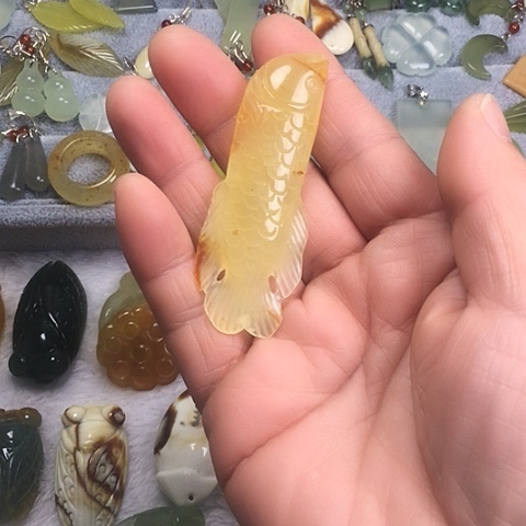 岫玉未镶嵌颈饰天然岫玉