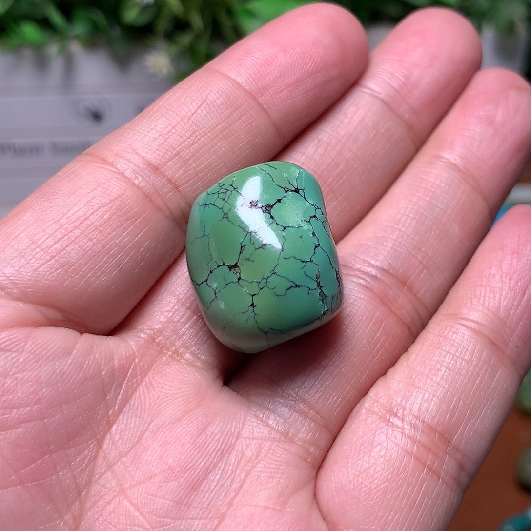 醉***河绿松石未镶嵌珠宝奇石