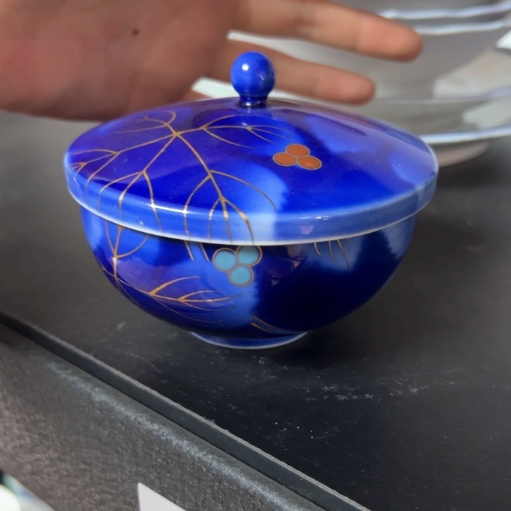 盖碗瓷器直播放漏中