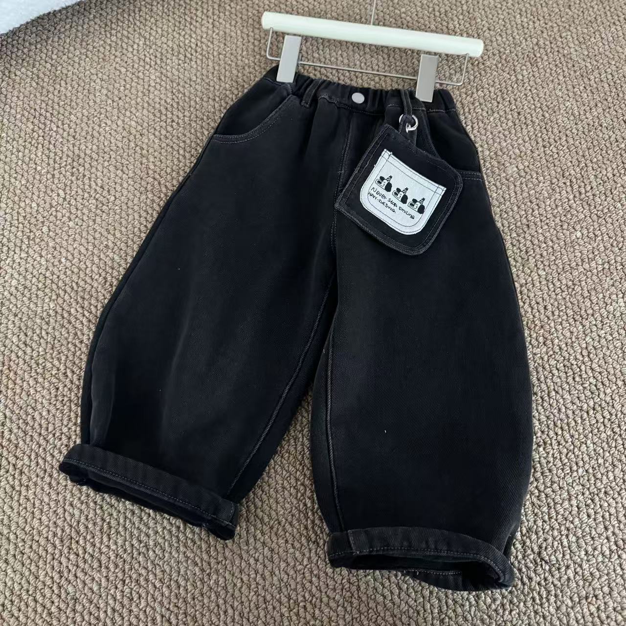 2025冬季新款韩版休闲宽松韩系儿童牛仔裤31090黑色牛仔裤