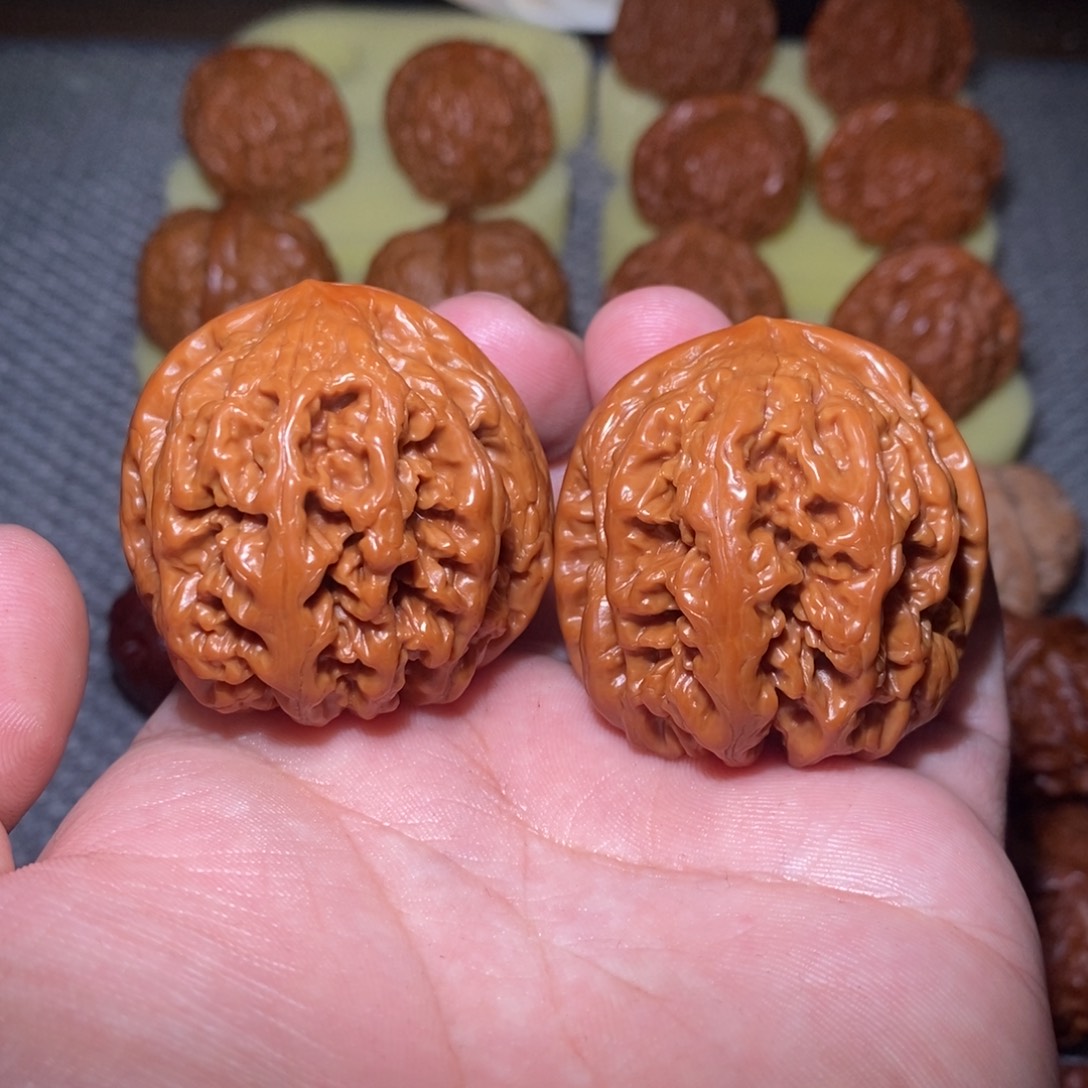 文玩核桃把件粗筋42