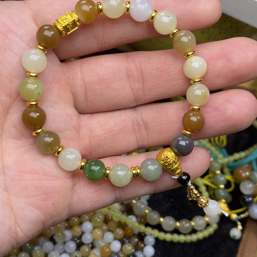 和田玉（糖玉）未镶嵌手链