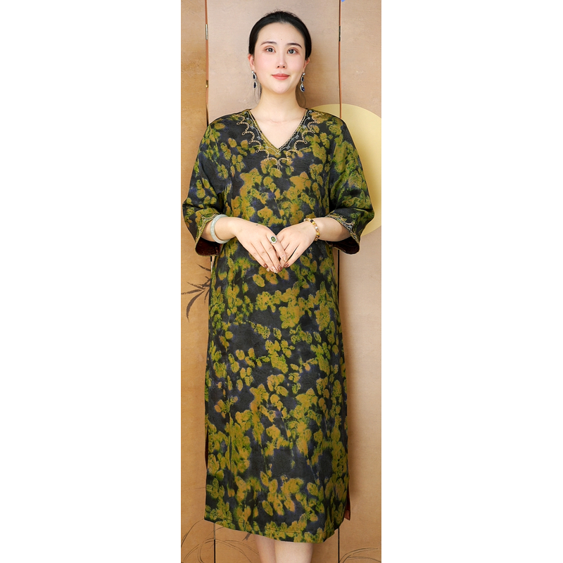 （青柠）2026新款油皮老料V领连衣裙