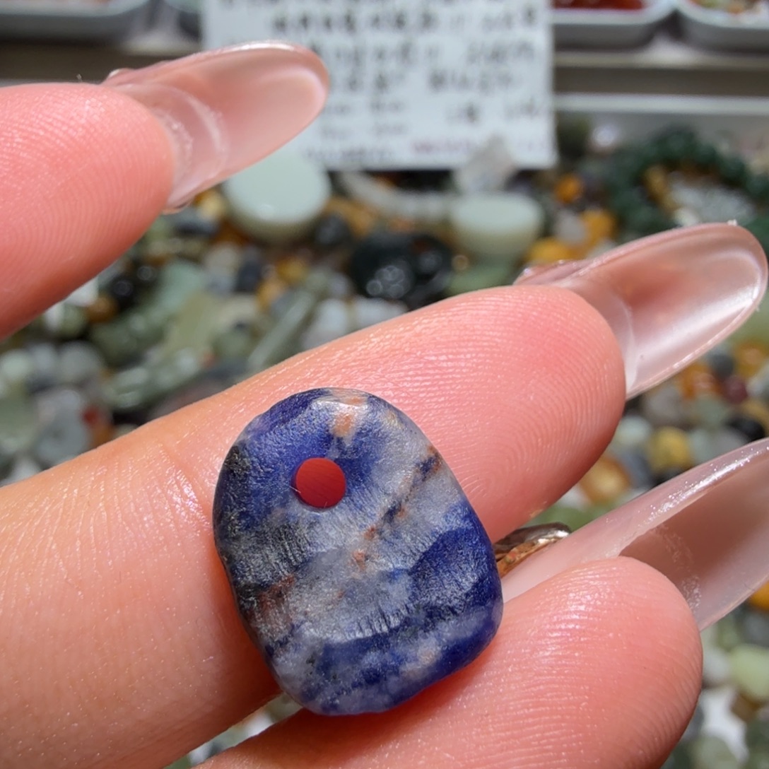 和田玉未镶嵌珠宝奇石