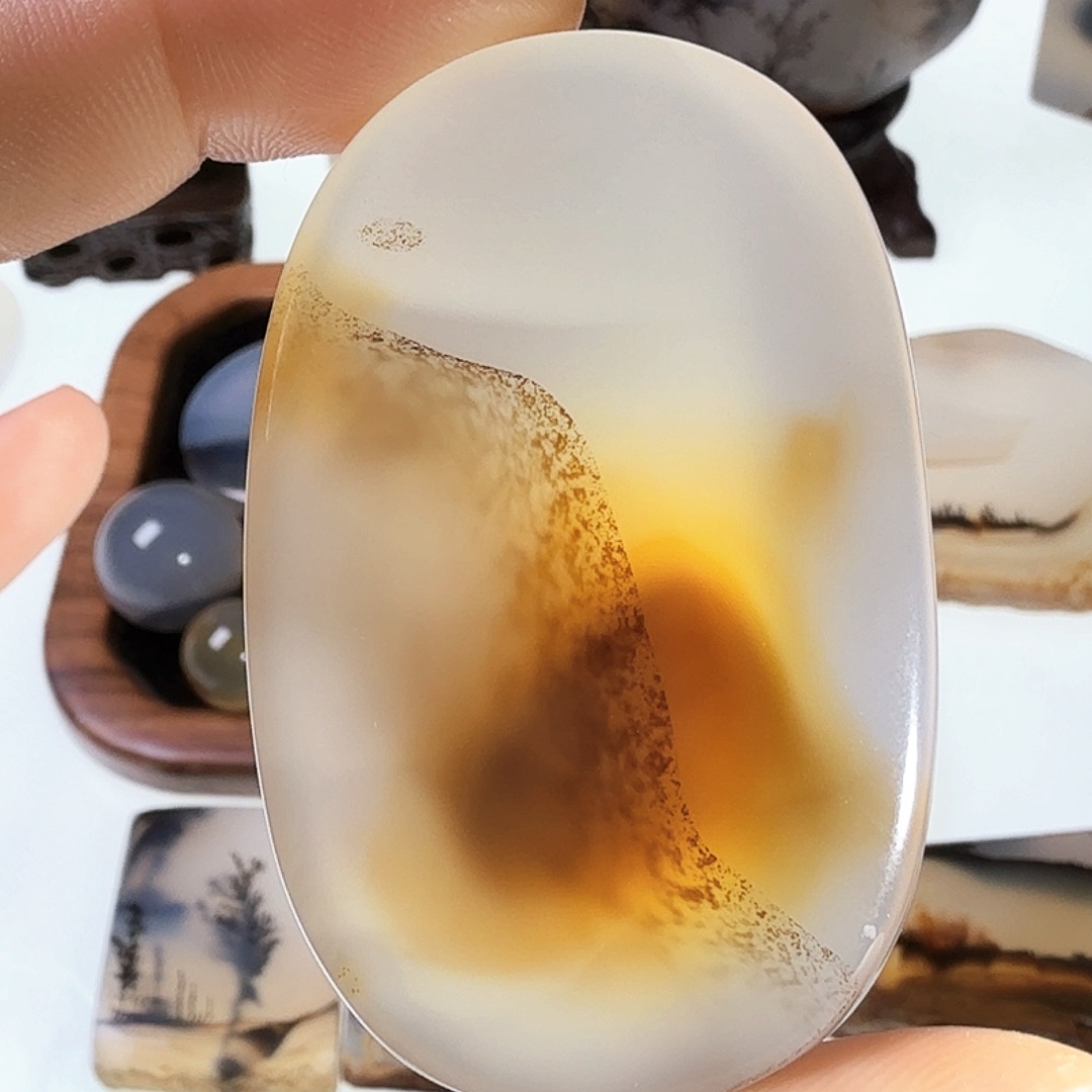 玛瑙/玉髓未镶嵌珠宝半成品