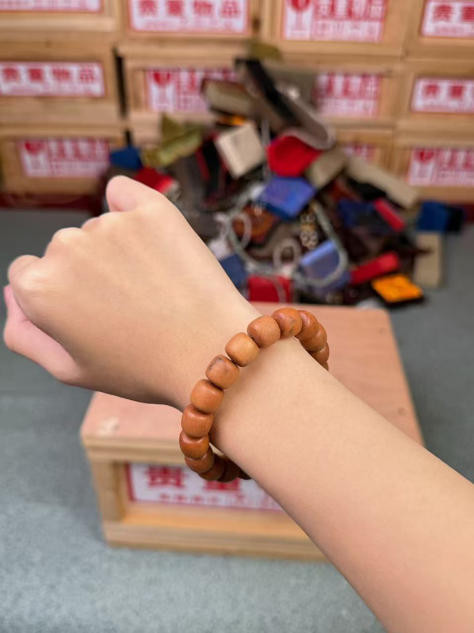 芭比檀香手串E12无礼盒无证书