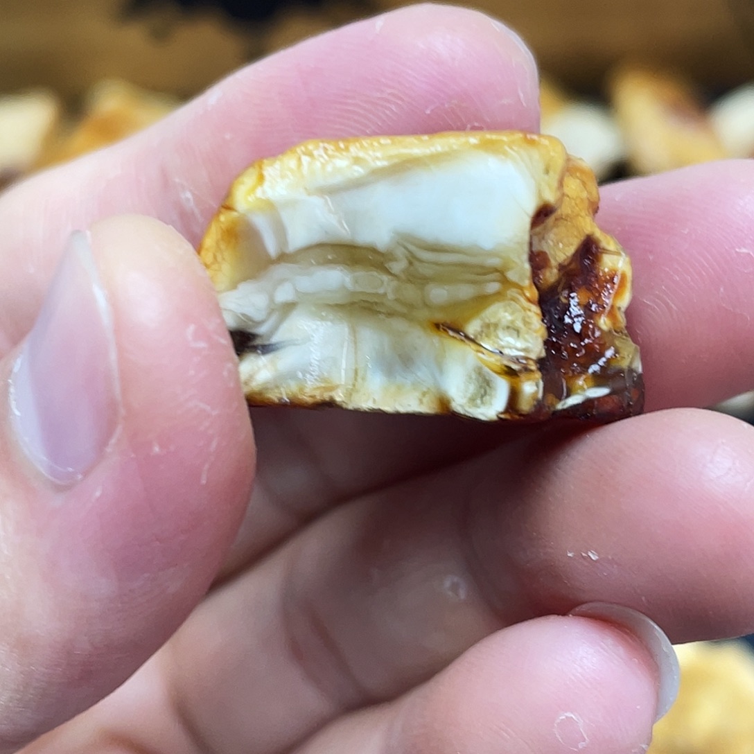 未镶嵌定制琥珀定制