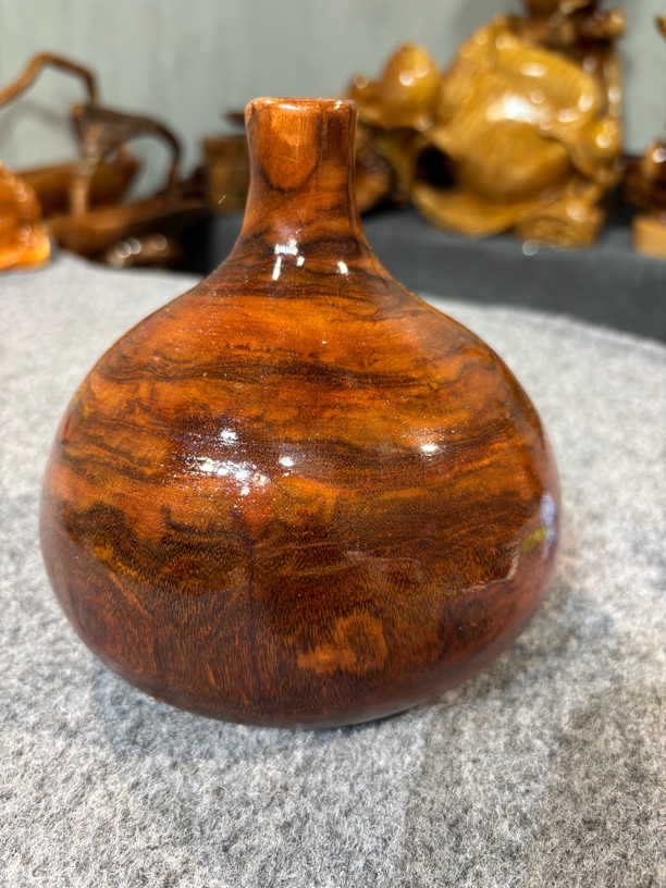 香樟木圆底花瓶 家具装饰