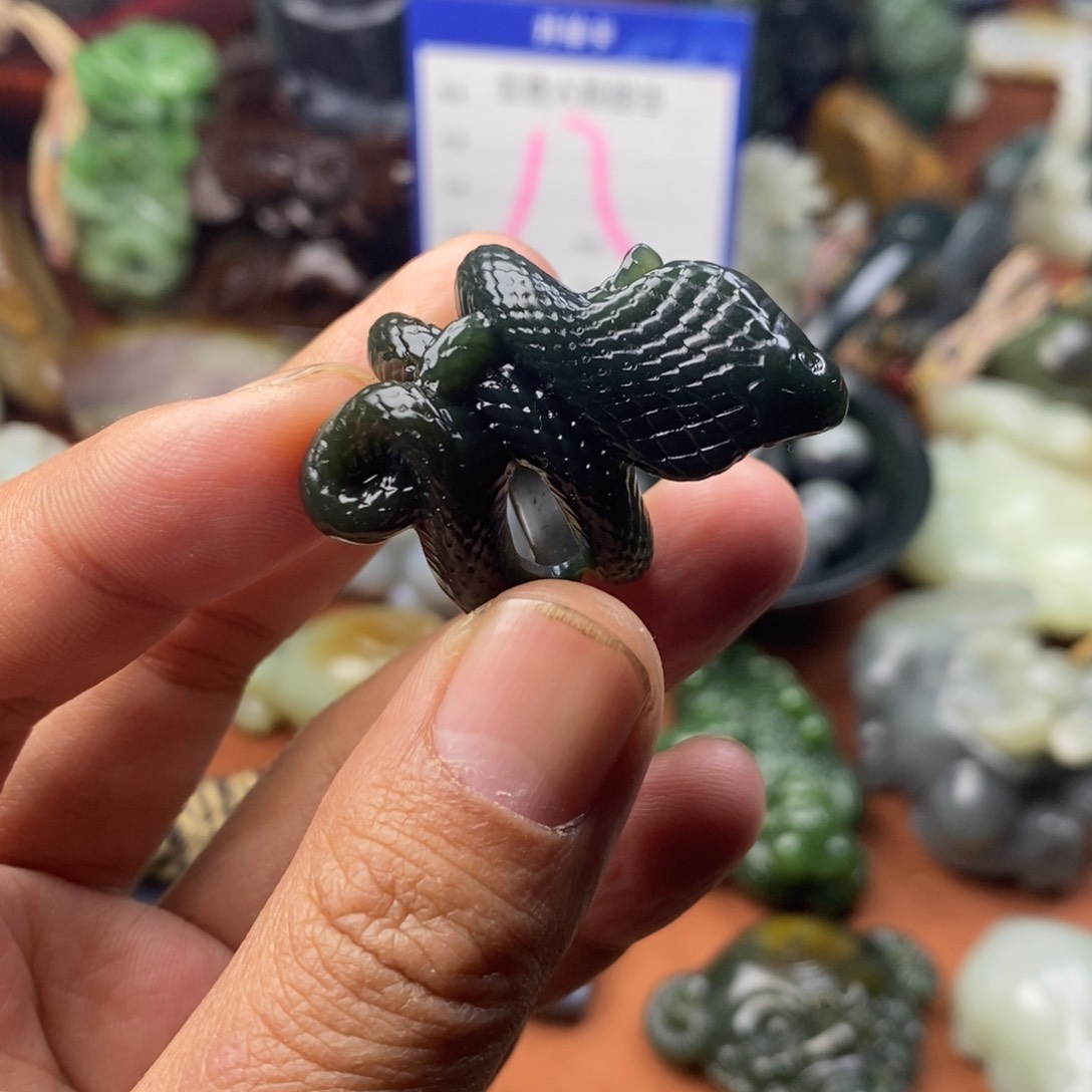 和田玉挂件未镶嵌