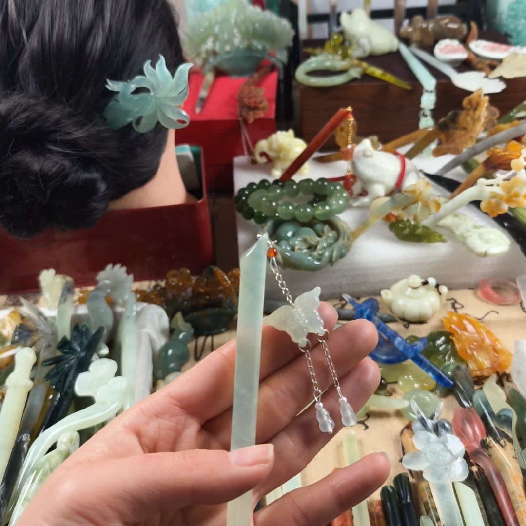 蛇纹石玉发饰合金