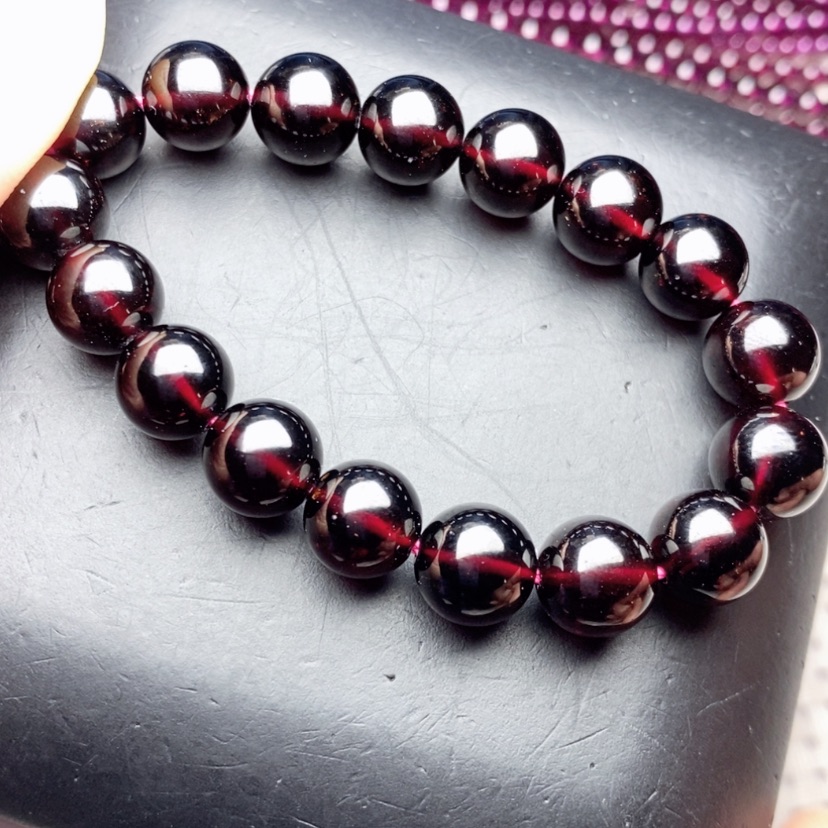 【闪购商品】石榴石手链未镶嵌9.8酒红色9a