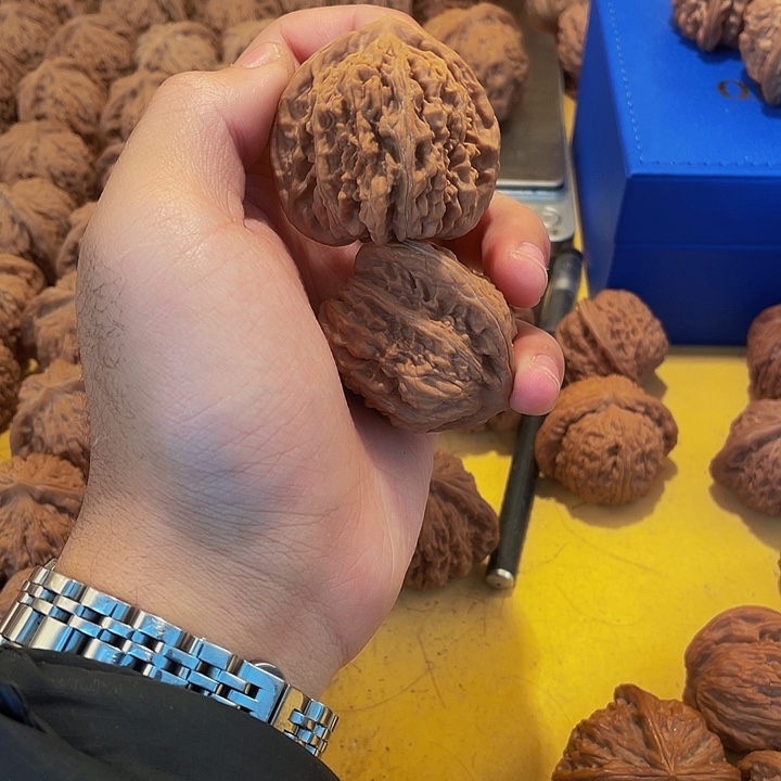 -***-文玩核桃吊坠四座楼