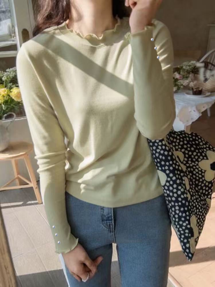 温柔风木耳边珍珠软糯打底衫 LD 25864