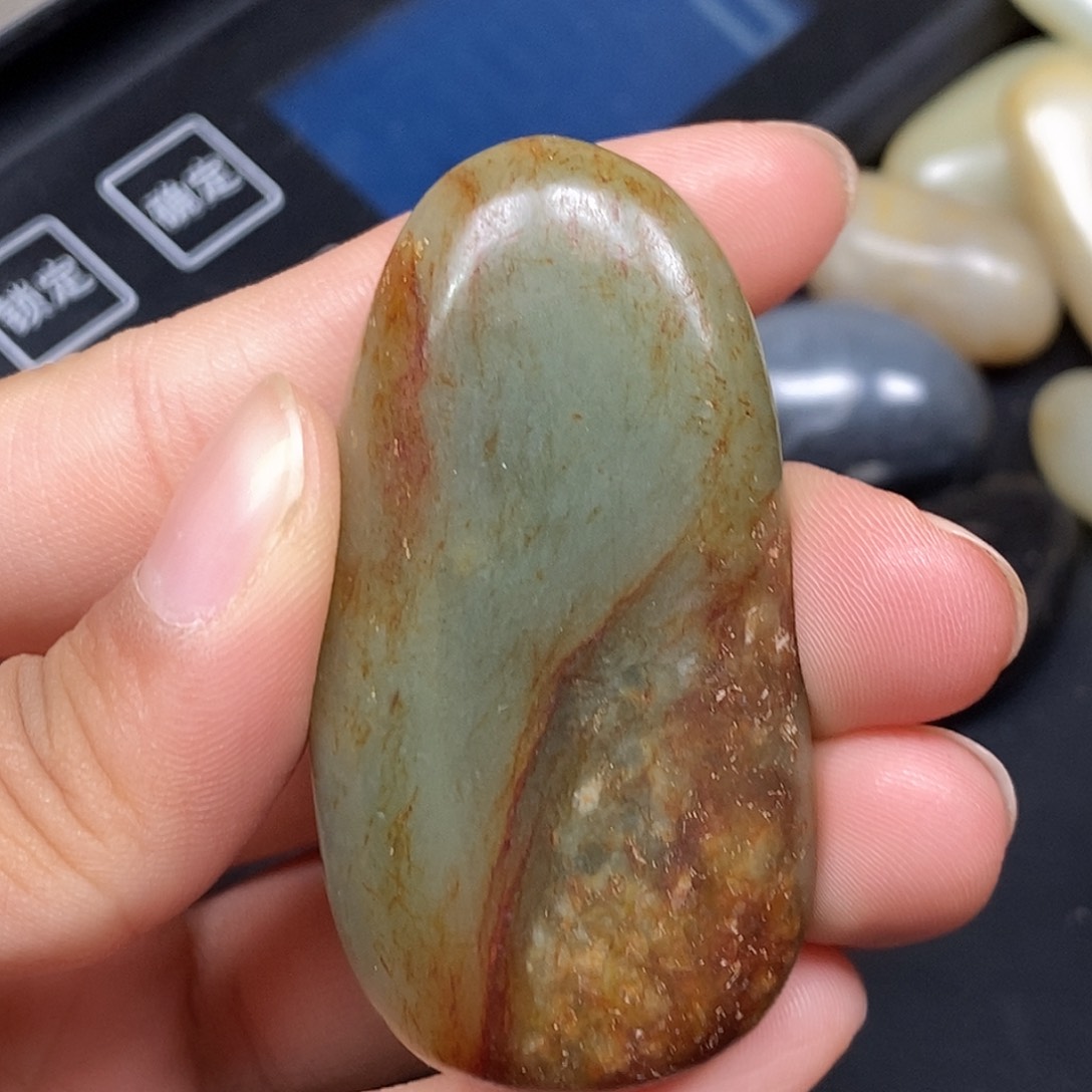 和田玉（糖玉）未镶嵌挂件